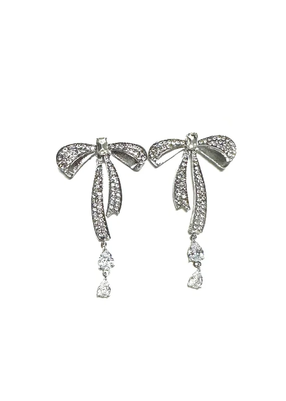 Women’s antique earrings-Marilyn