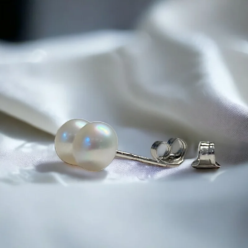 Women’s luxury stud earrings-White Pearl Stud Earrings