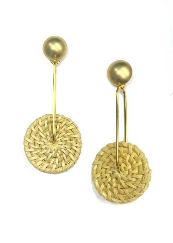 Women’s gold hoop earrings-Wever