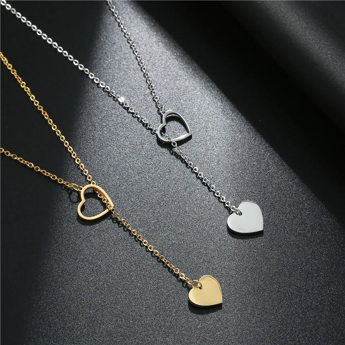 Women’s initial necklaces-Simple Stainless Steel Heart-shaped Creative Simple Pendant Necklace