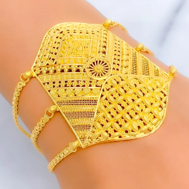 Women’s wrap-around bracelets-Impressive Striped 22K Gold Statement Bracelet