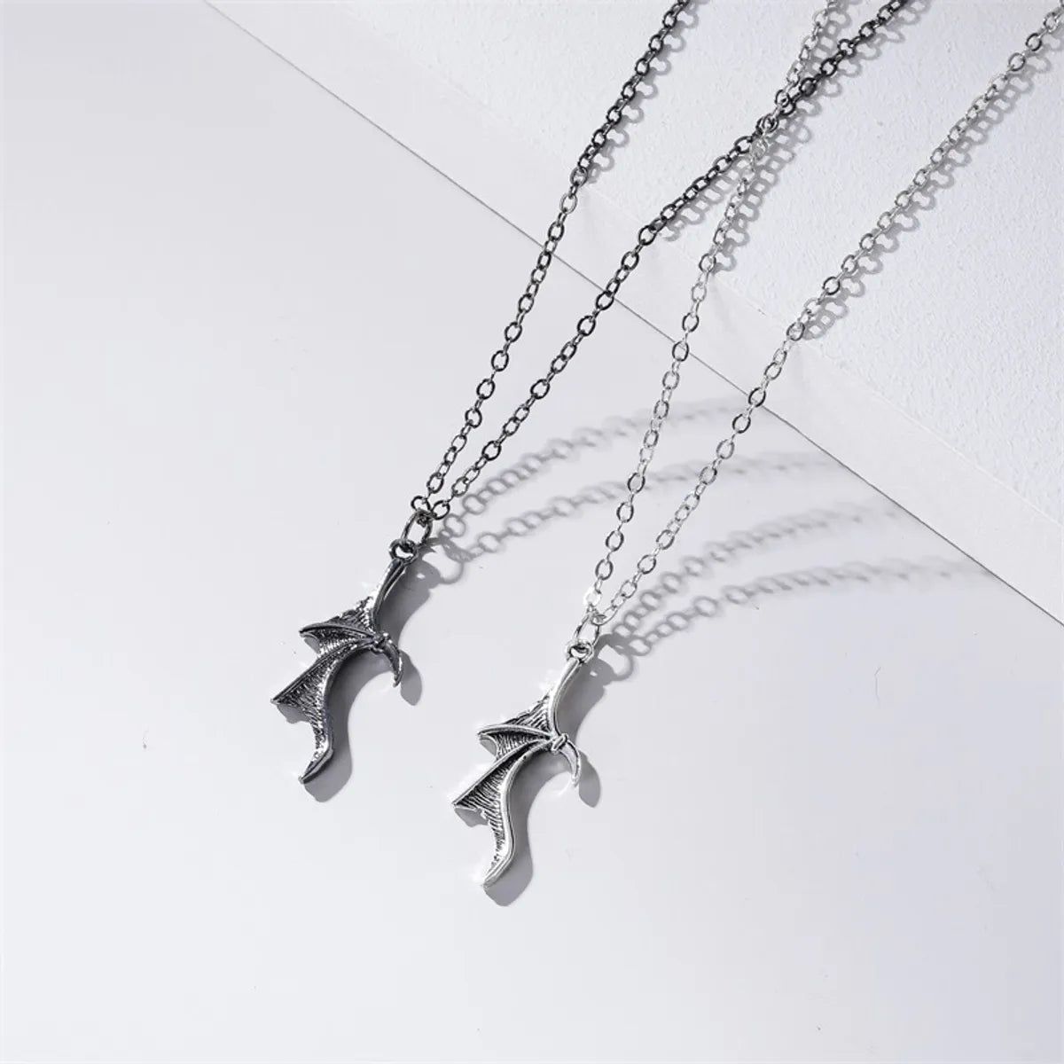 Women’s tennis necklaces-Casual Wings Alloy Wholesale Pendant Necklace