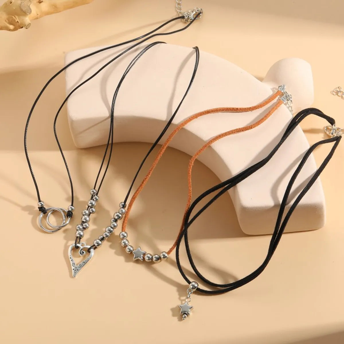 Women’s classic pearl necklaces-Commute Geometric Ccb Alloy Wax Rope Irregular Unisex Necklace