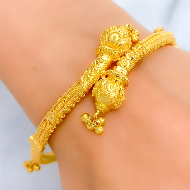 Women’s chunky bracelets-Impressive Dazzling 22k Gold Pipe Bangle