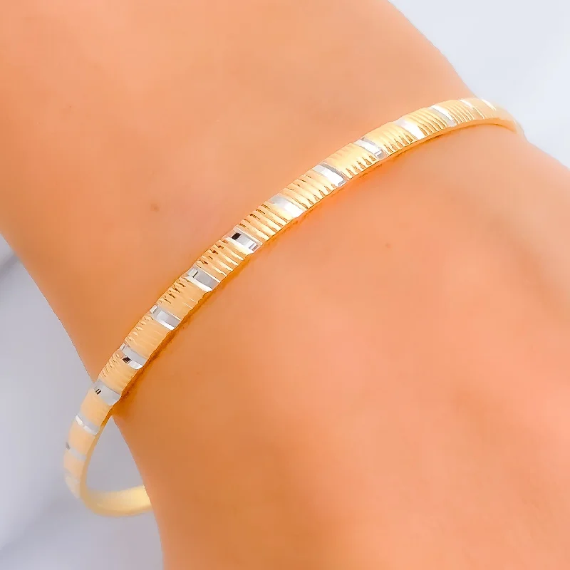 Women’s personalized charm bangles-Beautiful Refined 22k Gold Bangle