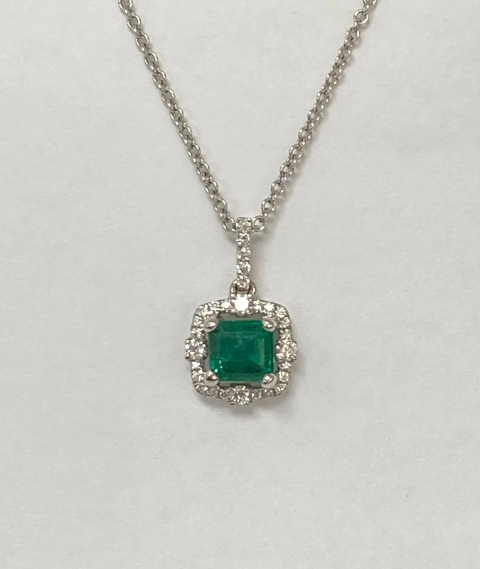 Women’s infinity pendant necklaces-14kt White Gold Emerald Halo Pendant