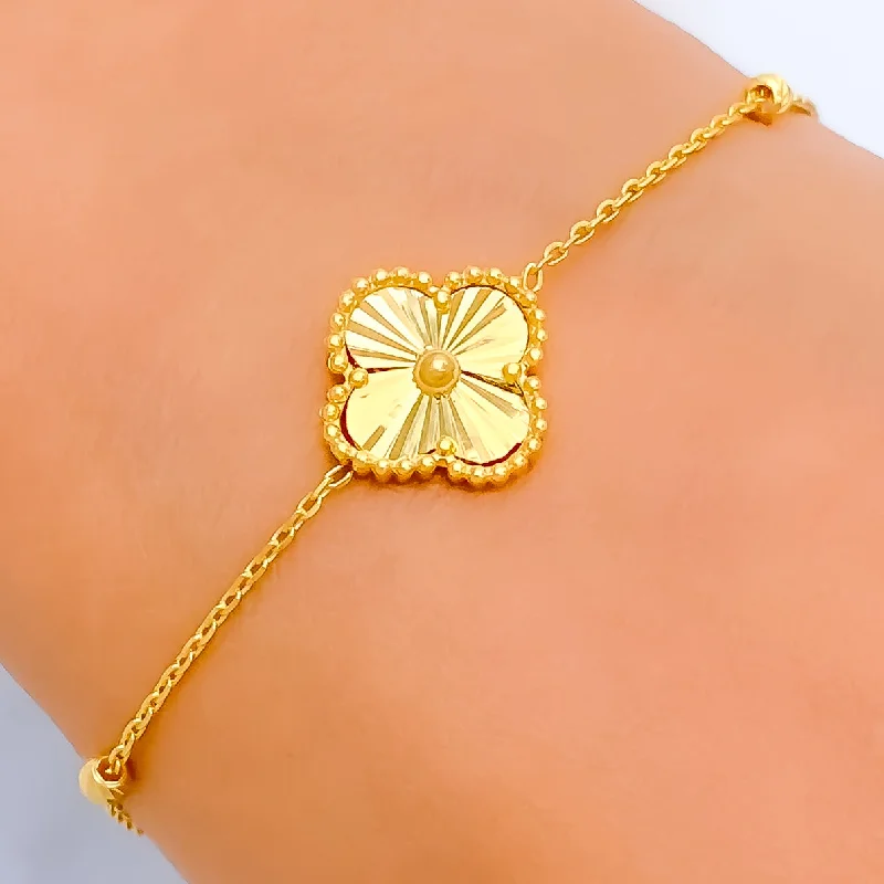 Women’s romantic bangles-Small 22k Gold Clover Bracelet