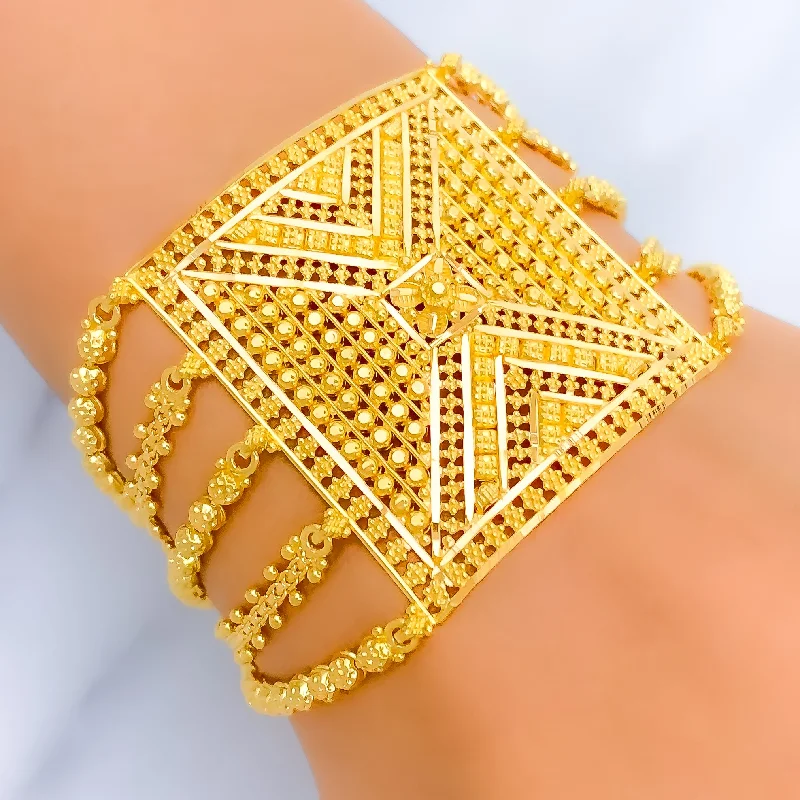 Women’s mixed metal bracelets-Bold Striped Square 2K Gold Statement Bracelet