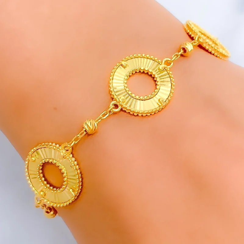 Women’s designer bracelets-Shiny Halo 21k Gold Bracelet