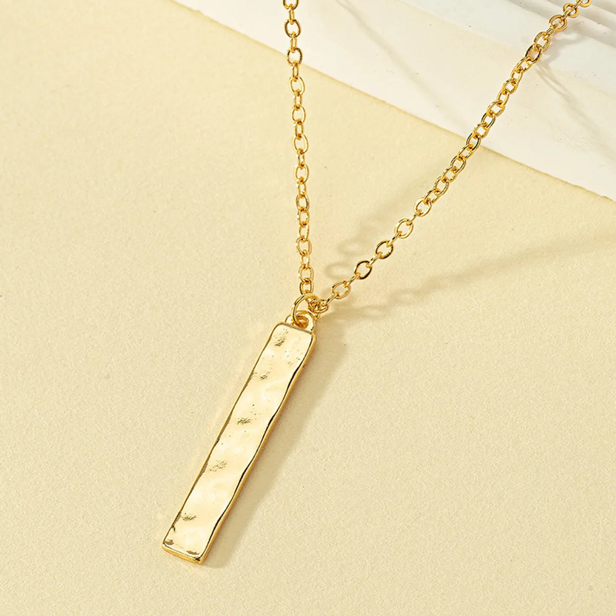 Women’s multi-stone necklaces-Simple Style Rectangle Alloy Zinc Plating Women's Pendant Necklace