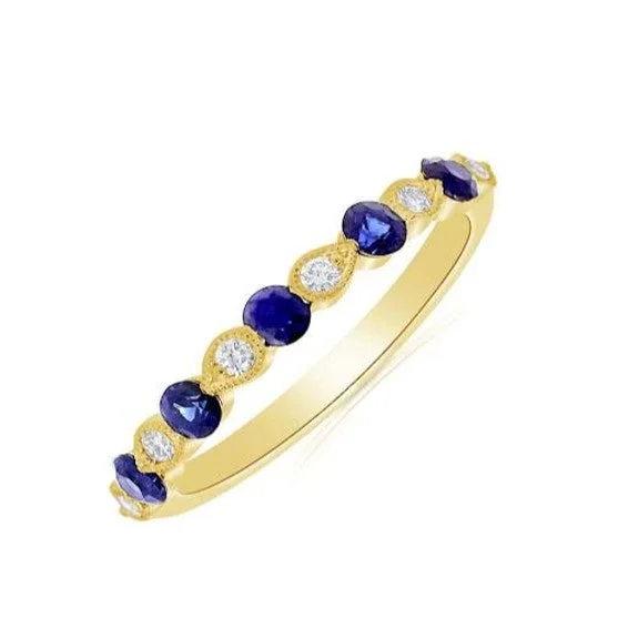 Women’s simple engagement rings-Sapphire and Diamond Ring