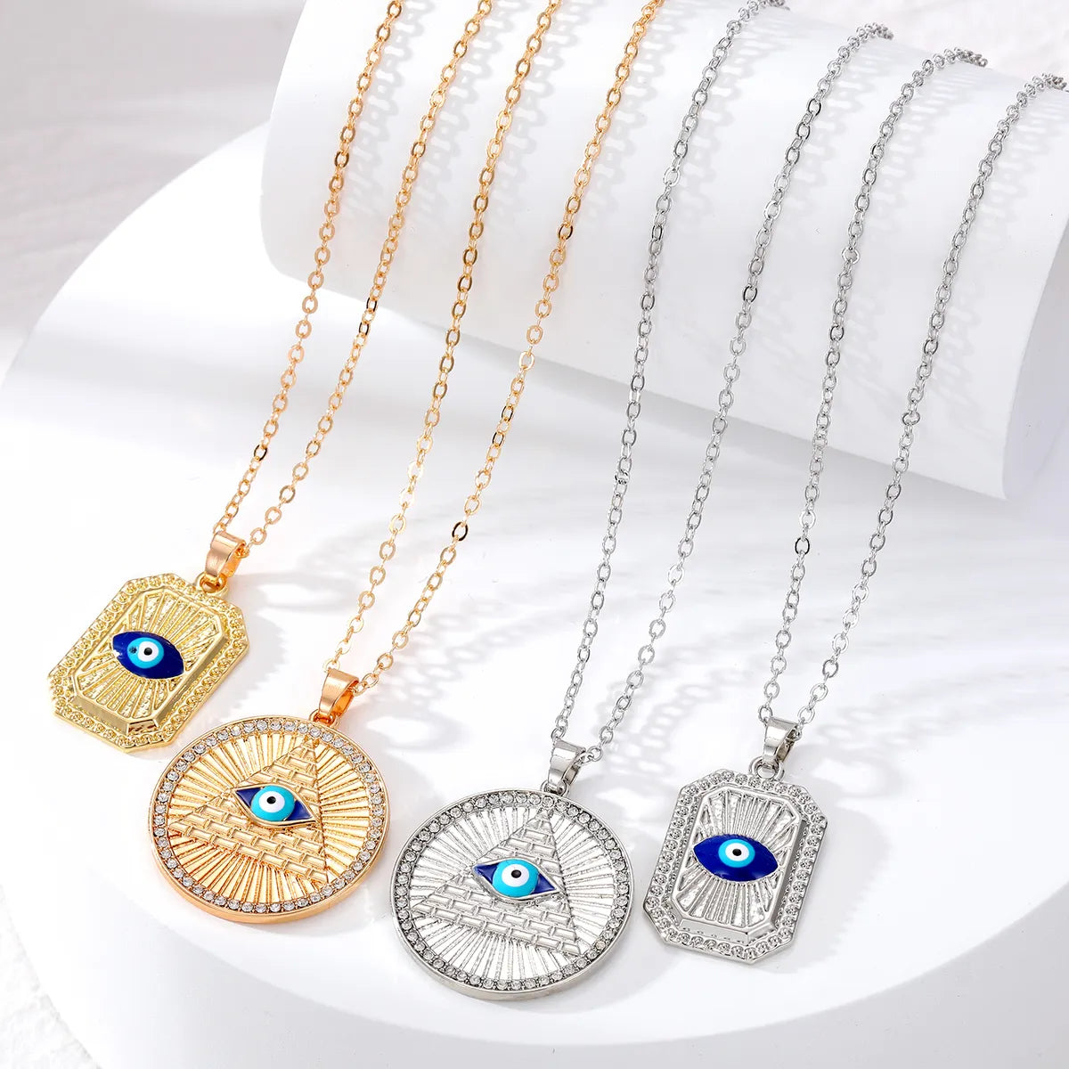 Women’s rose gold necklaces-Ethnic Style Devil's Eye Alloy Inlay Rhinestones Women's Pendant Necklace