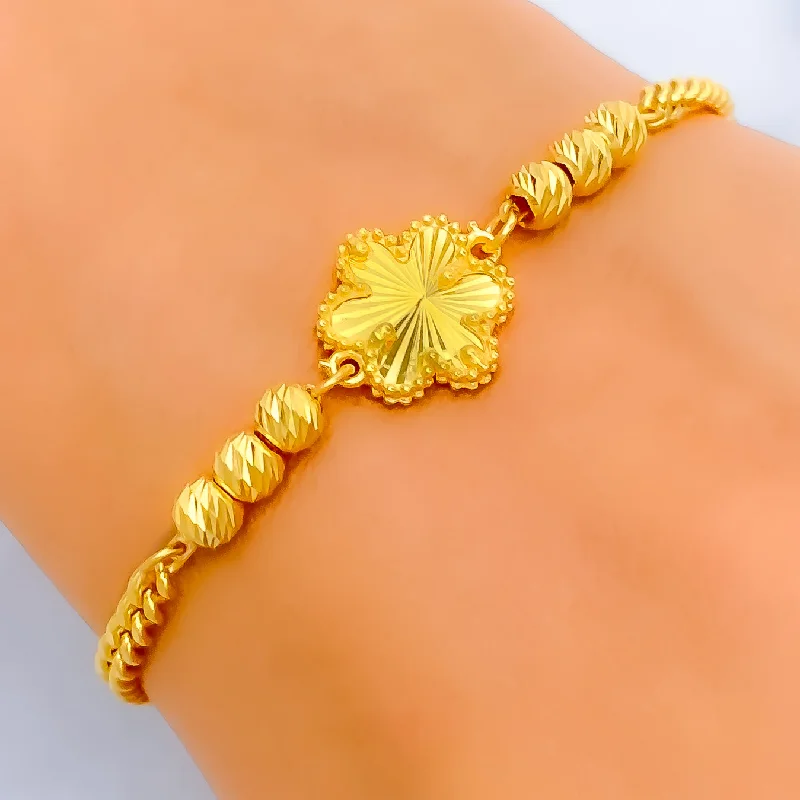 Women’s classic bangle bracelets-Trendy Opulent 21k Gold Flower Bracelet