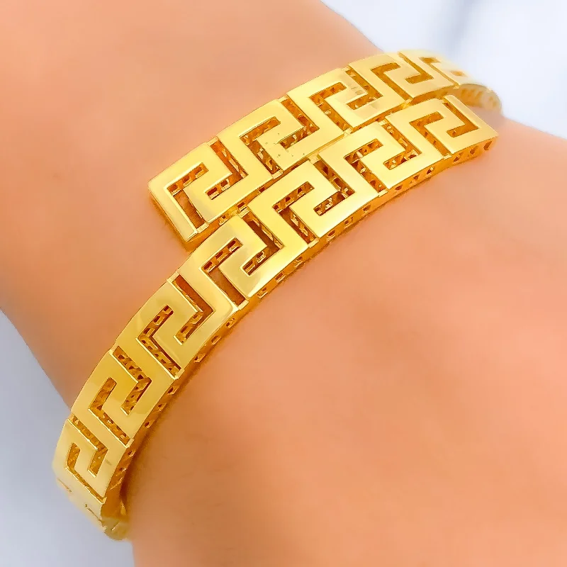 Women’s colorful charm bracelets-Geometric Striped 21k Gold Bangle Bracelet