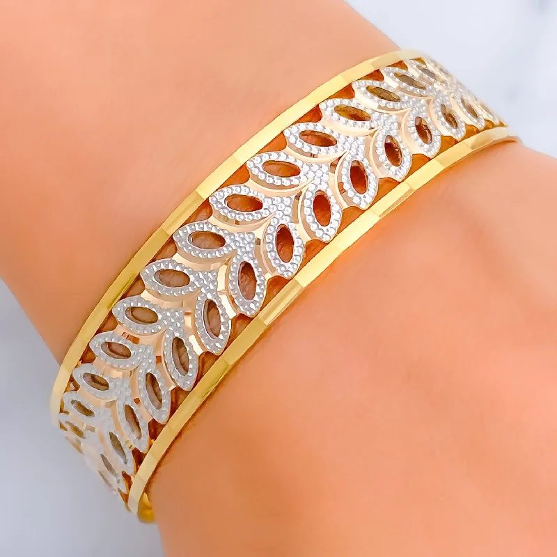 Women’s wrap-around bracelets-Elegant Dazzling 22k Gold Leaf Bangle