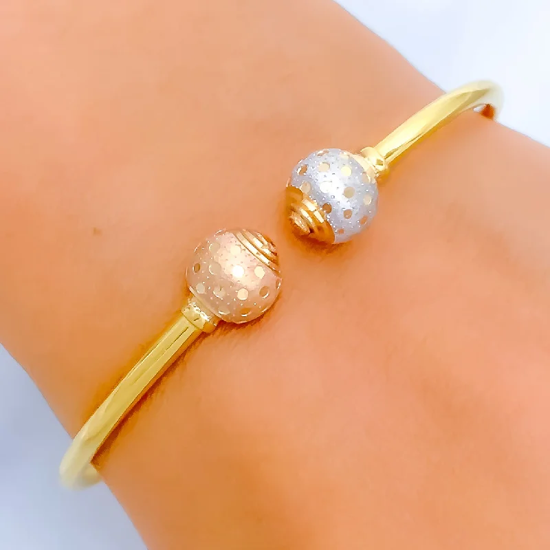 Women’s luxury bangles-Chic Delicate Posh Orb 22k Gold Bangle Bracelet