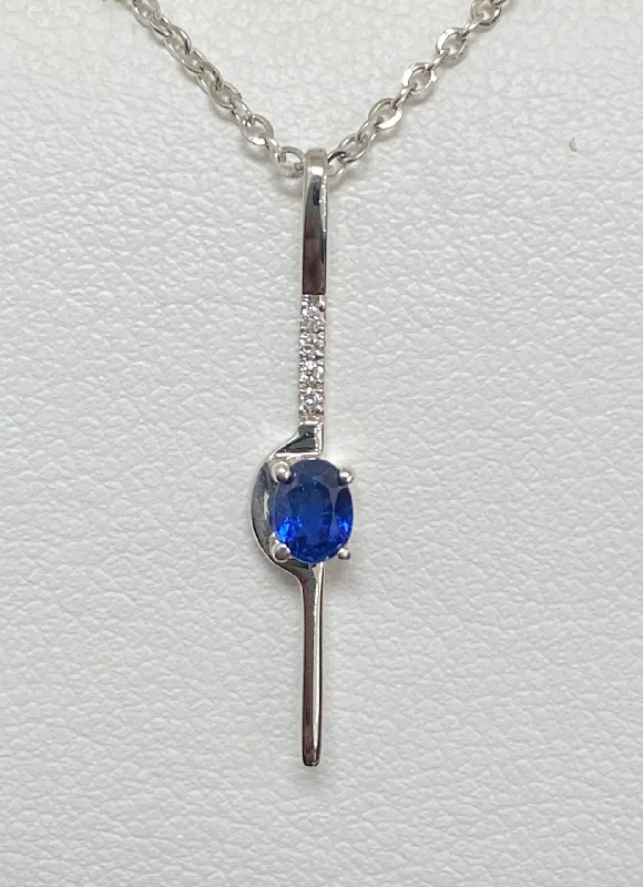 Women’s stylish diamond necklaces-14kt White Gold Sapphire Pendant