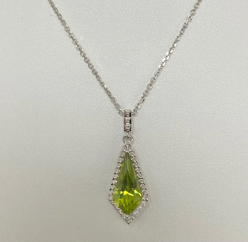 Women’s elegant gold necklaces-14kt White Gold Peridot and Diamond Pendant