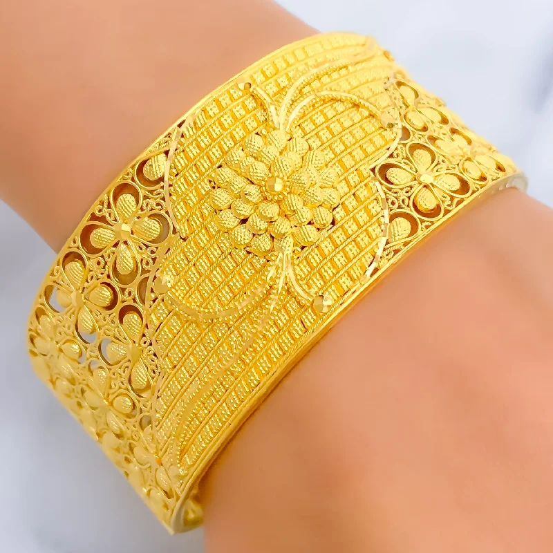 Women’s beaded bangles-Fascinating Festive Floral 22k Gold Screw Bangle