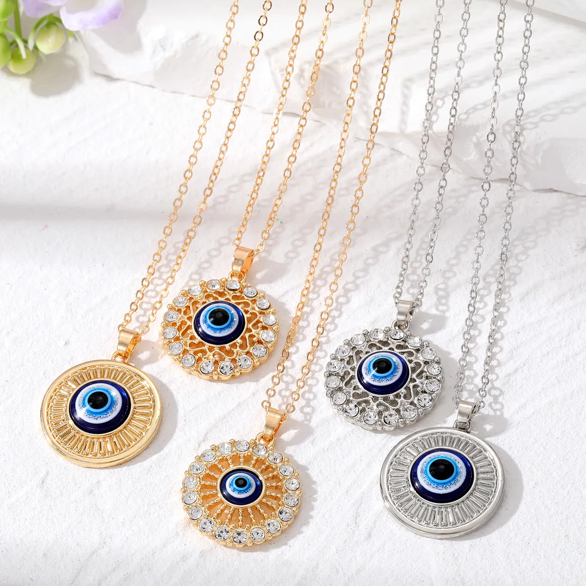 Women’s diamond necklaces-Wholesale Jewelry Simple Style Classic Style Round Alloy Pendant Necklace