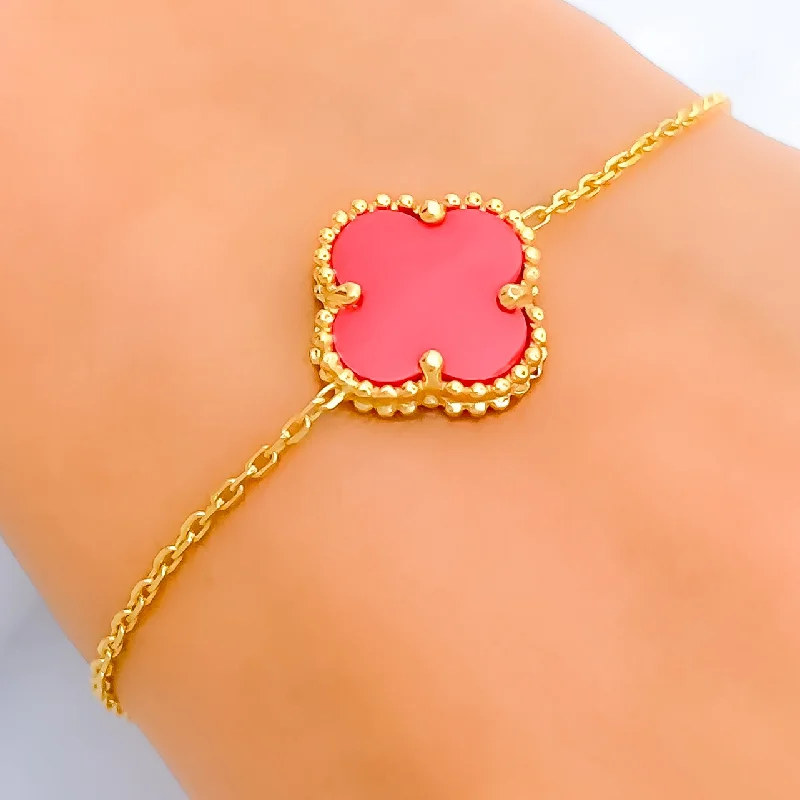 Women’s boho bracelets-Palatial Carnelian 21k Gold Clover Bracelet